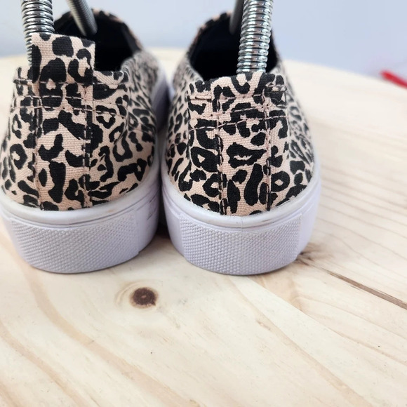 ASOS Dexter Slip On Leopard Animal Print Tennis Shoes Size UK 6 US 7 - Picture 8 of 12